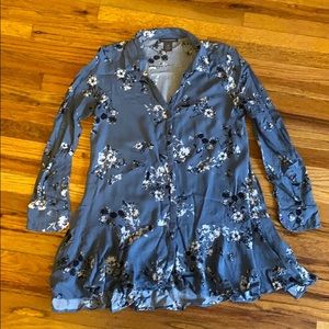 Blue, flowery tunic